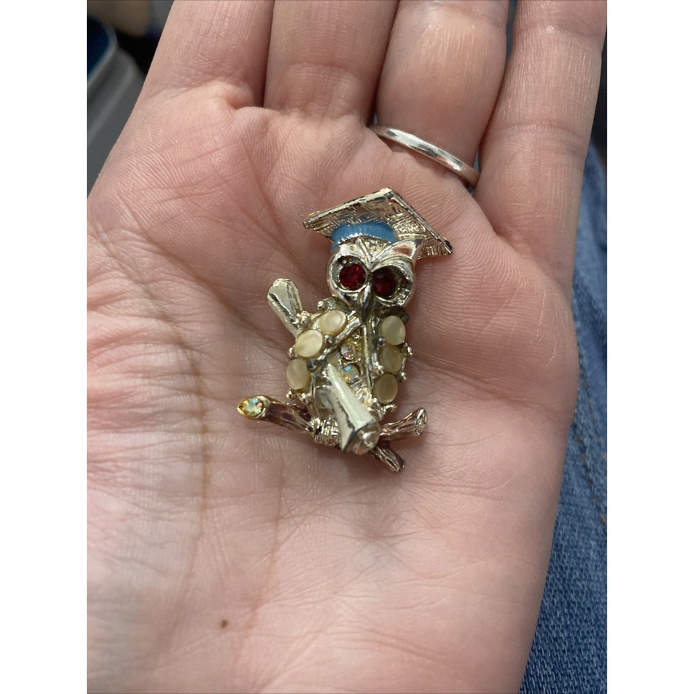 Vintage Rhinestone Wise Old Owl Silver Tone Pin Brooch